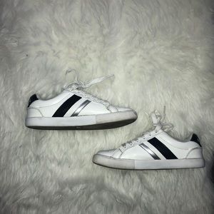 Nautica Size 6 Sneakers!